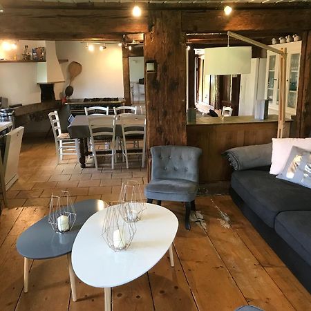 Ferme De Chenezeau - 15 Personnes , 7 Chambres Gérardmer Dış mekan fotoğraf