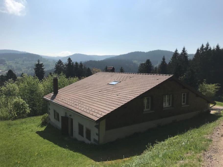 Ferme De Chenezeau - 15 Personnes , 7 Chambres Gérardmer Dış mekan fotoğraf